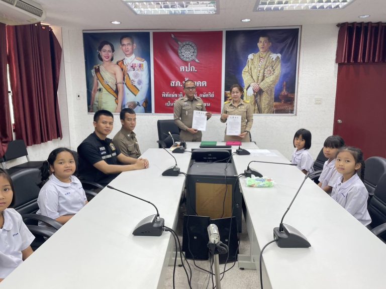 สถานีตำรวจภูธรห้วยคตทำบันทึกข้อตกลง MOU ร่วมกับโรงเรียนบ้านหินโหง่น