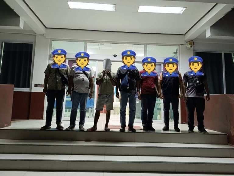 สืบสวน สภ.ห้วยคต, สภ.ห้วยทับทัน, กก.สืบสวน ภ.จว.อุทัยธานี จับกุม ผตห. ตามหมายจับ 1 ราย 1 คน ที่จังหวัด ศรีสะเกษ (หมายจับค้างเก่า สภ.ห้วยคต)